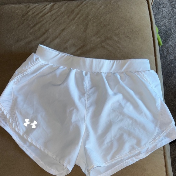 Under Armour Women's White Athletic Shorts - Picture 1 of 3